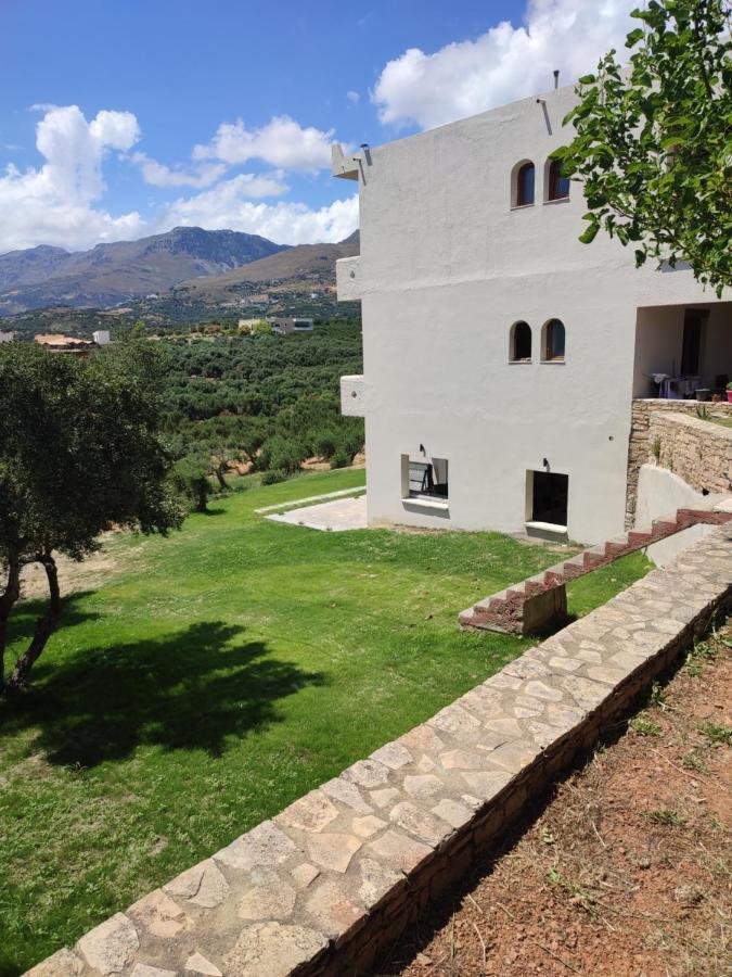 Natural Green Apartment Damnoni Exterior photo