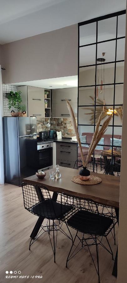 Natural Green Apartment Damnoni Exterior photo