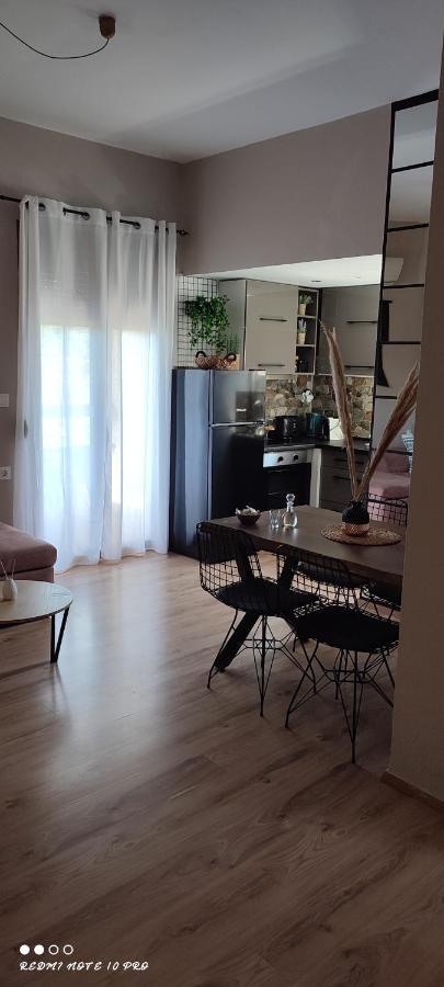 Natural Green Apartment Damnoni Exterior photo